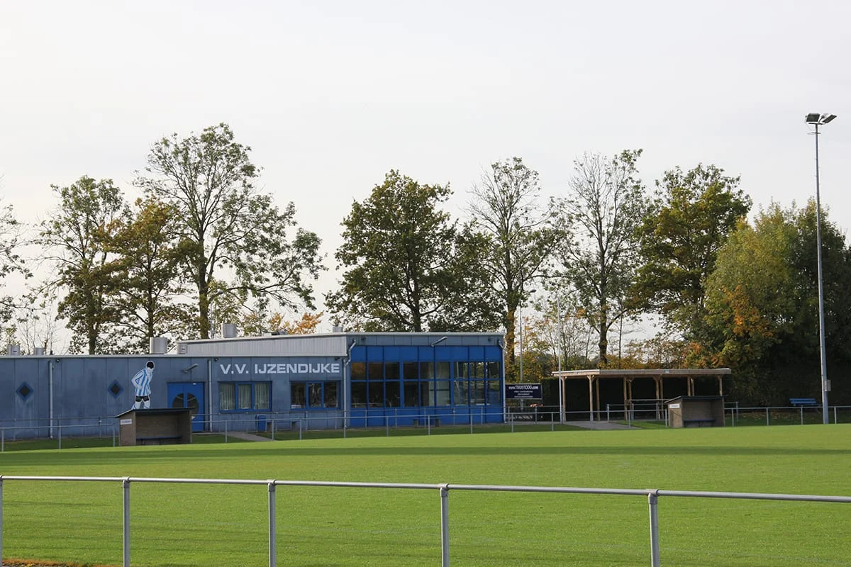 Dames IJzendijke blijven scoren